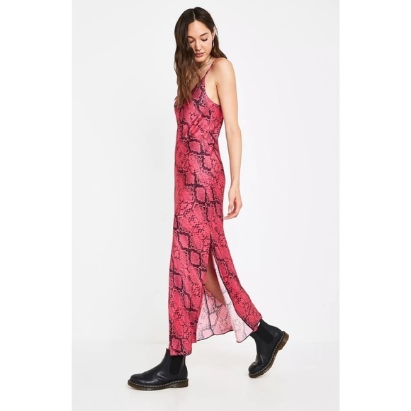 NWT URBAN OUTFITTERS SNAKE PRINT SLIP DRESS - Picture 1 of 7